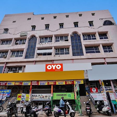 Hotel O Sai Krishna Residency Vijayawāda المظهر الخارجي الصورة