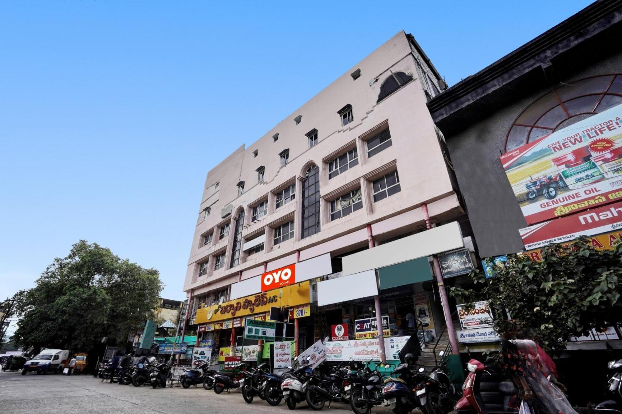 Hotel O Sai Krishna Residency Vijayawāda المظهر الخارجي الصورة